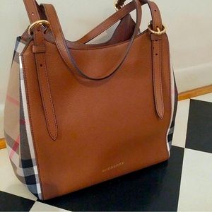 Burberry small Canterbury tan grained leather tote